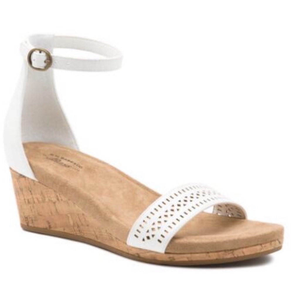 Bass ‘Wendy’ White Wedges